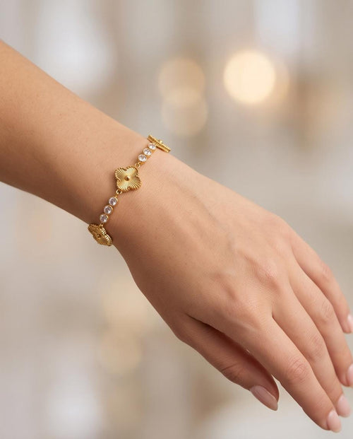 18K Gold Plated Laser-Cut Clover Bracelet with CZ Accents (Radiance Station)